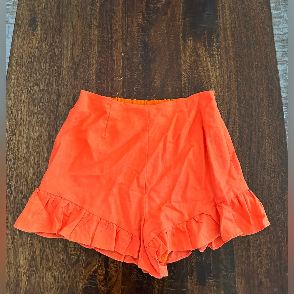 Lost + Wander papaya ruffle shorts - Picture 6 of 12